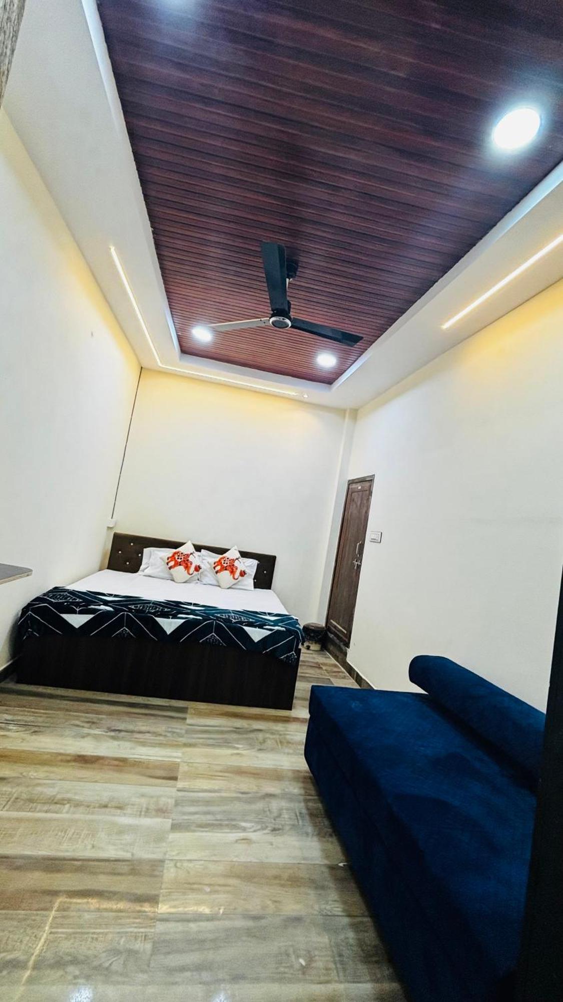 Hotel Shreenidhi Comfort Stay Ujaim Exterior foto